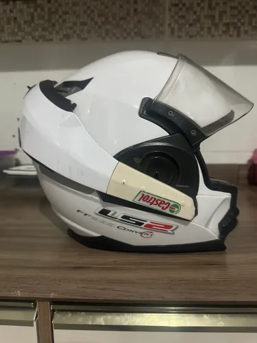 Capacete LS2 escamoteável 60