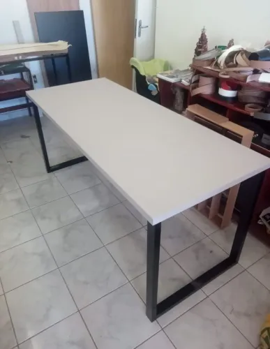 Escrivaninha tipo mesa industrial em mdf branco 1,60 metros preço promocional 