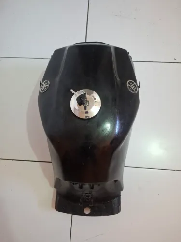 Tanque de combustível fazer 250