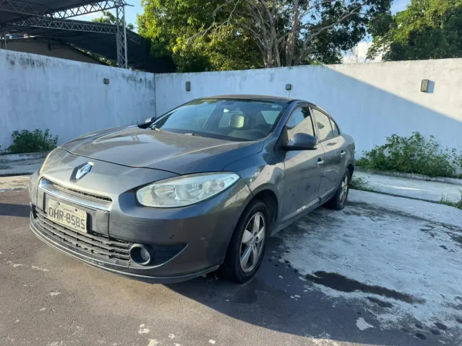 Renault Fluence Sed. Dynamique 2.0 16V Flex Aut. 2013