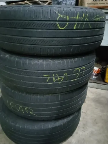 Vendo 4 pneus 225/65r17