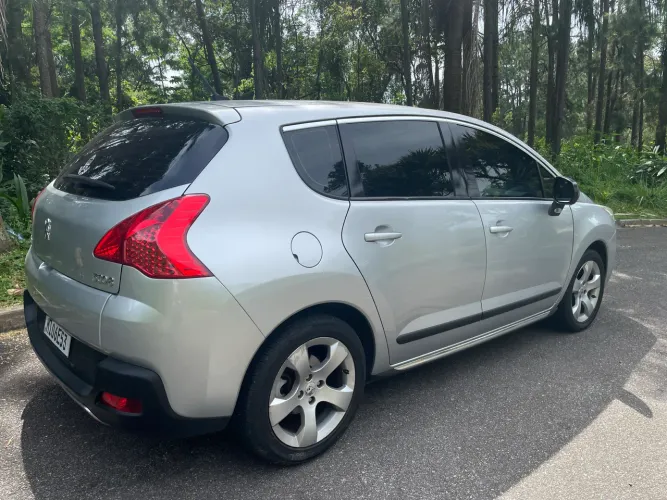 Peugeot 3008 Allure 1.6 Turbo 16V 5P Aut. 2011