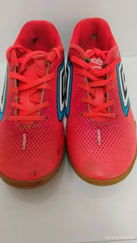 Chuteira da umbro