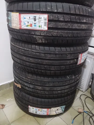 Vende-se 4 pneus Atlas Novos 255/55/R19