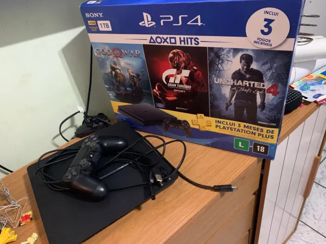 Vendo PS4 1TB