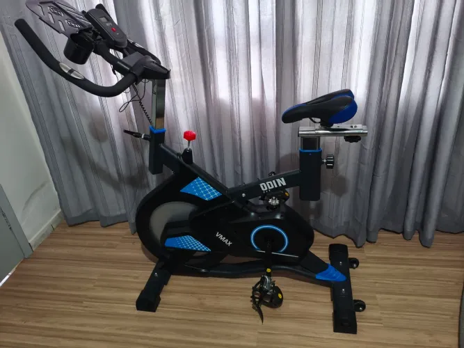Bicicleta Ergométrica Spinning 13 kg drag