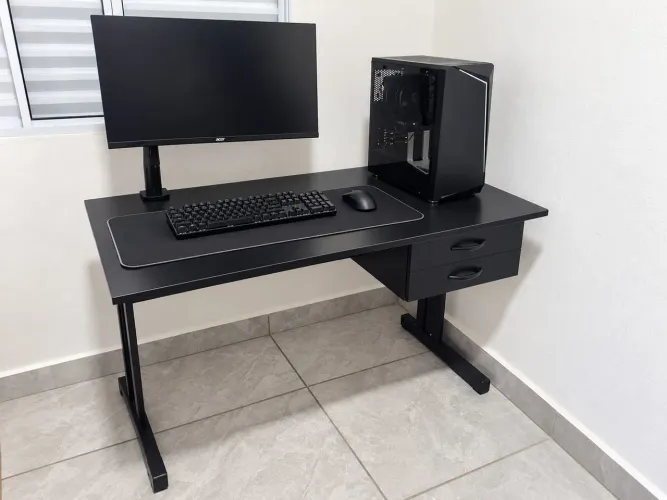 Oportunidade! Setup Completo: Mesa Gamer Robusta + Gaveteiro