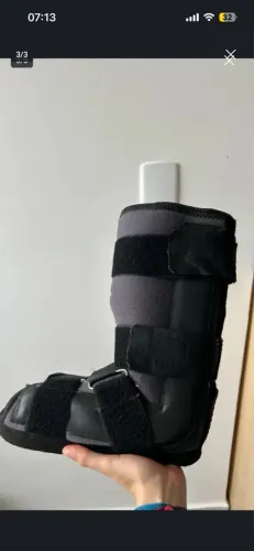 Bota ortopédica seminova, tamanho M (36-40)
