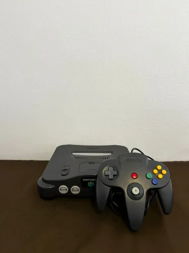 Nintendo 64 + 1 controle (PARALELO)