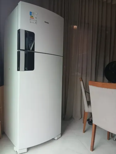 Geladeira Frost Free grande 