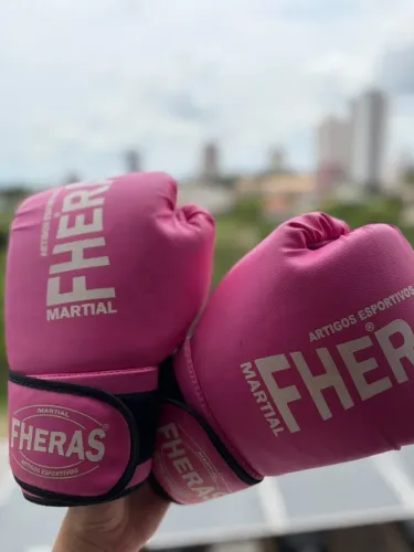 LUVA DE BOXE / MUAY THAI ROSA + FAIXAS!