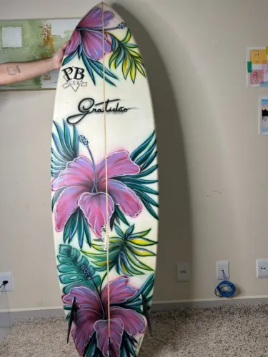 Prancha de Surf Paulo Bastos Epóxi 6'4" x 20" x 2 3/4"
