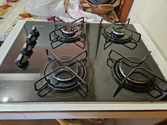 Vende se cooktop Mondial 4 bocas
