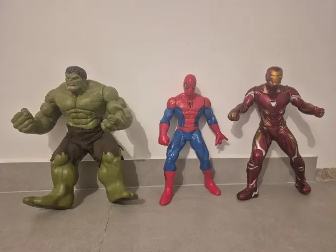 Brinquedo heróis 