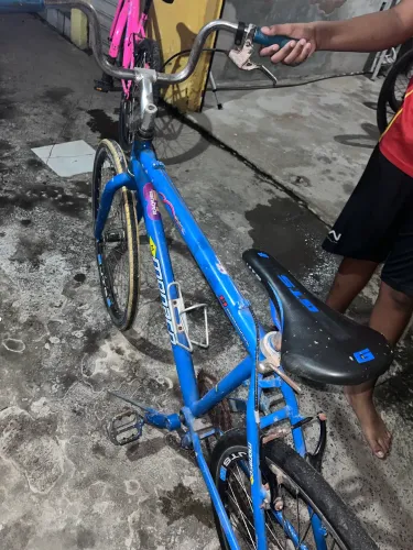 Bicicleta azul- peças