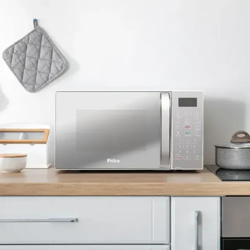 Micro-ondas Philco PMO23EB Limpa Fácil 20L 220v