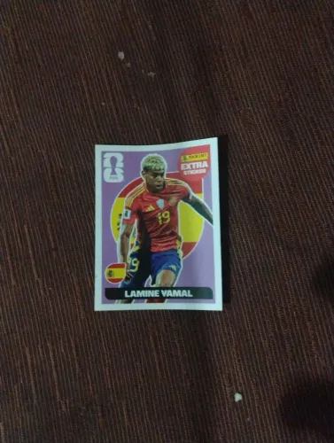 Figurinhas legend copa do mundo 2026 (yamal,modric,doku e Wurtz)