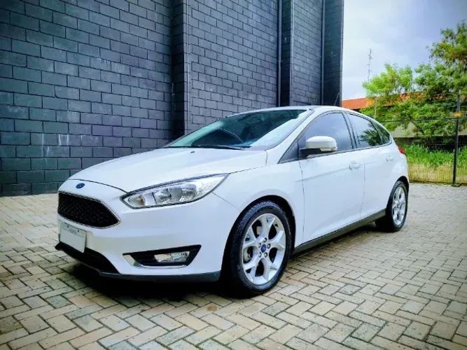 Ford Focus 2.0 16v/se/se Plus Flex 5P Aut. 2016