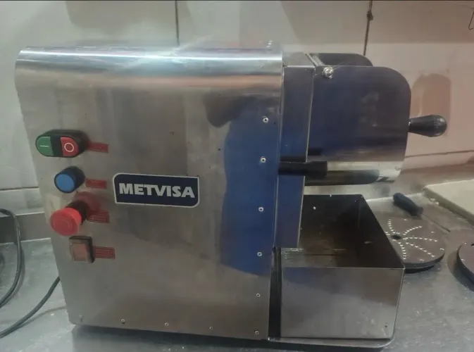 Triturador de Queijo