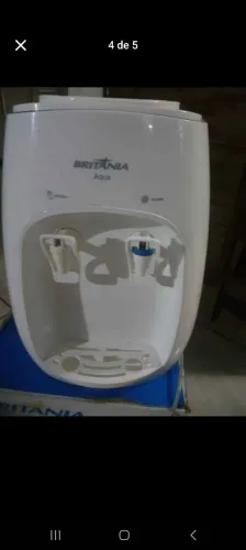 Bebedouro Britânia "vendo pra retirar peças" não gela.  Leia o anúncio 
