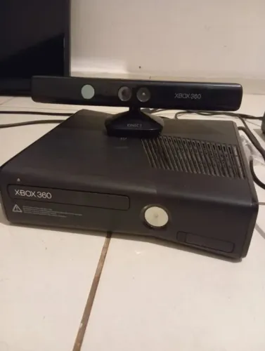 Xbox 360 com Kinect