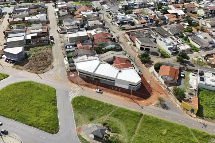 Lojas para alugar R$ 19.800/mensais no Residencial Katia - Goiânia-GO.