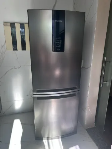 Geladeira Brastemp 447L 2 Portas Frost Free Inverse Inox