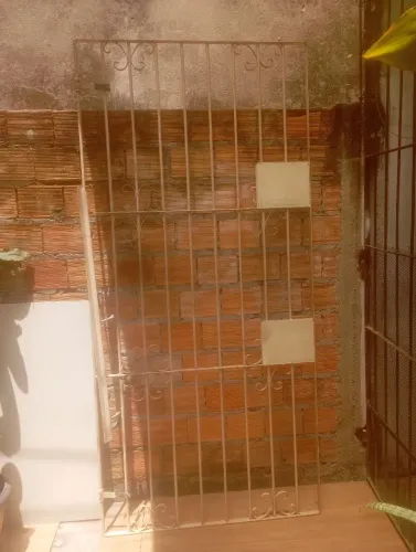 Grade de porta