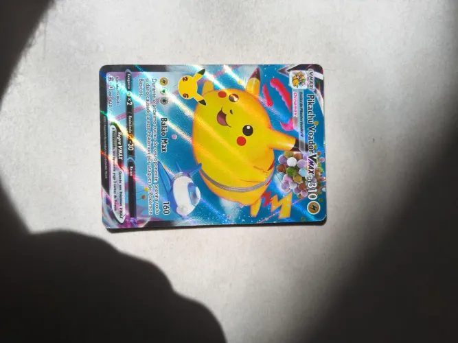 Pikachu voador carta Pokémon