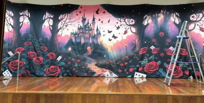 Painel Alice no Pais das Maravilhas