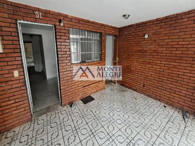 Casa residencial para alugar no bairro Vila Clara com 90 m² e 2 dormitórios/quartos