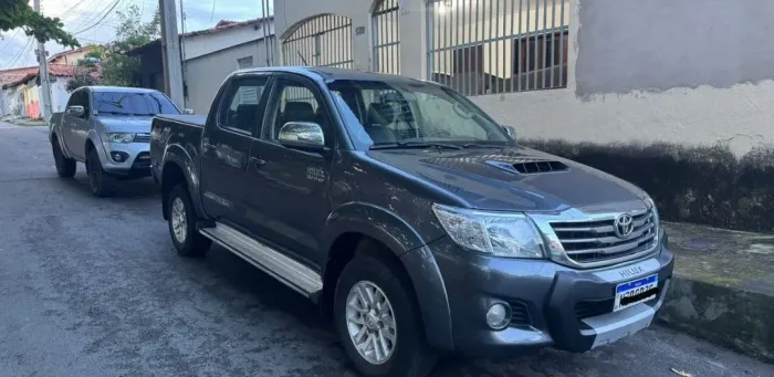 Toyota Hilux CD SRV D4-d 4X4 3.0 TDI Dies 2011