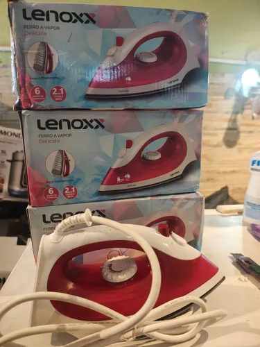 Lote Com 3 Ferros A Vapor Lenoxx Delicate - Excelente Estado / Na Caixa