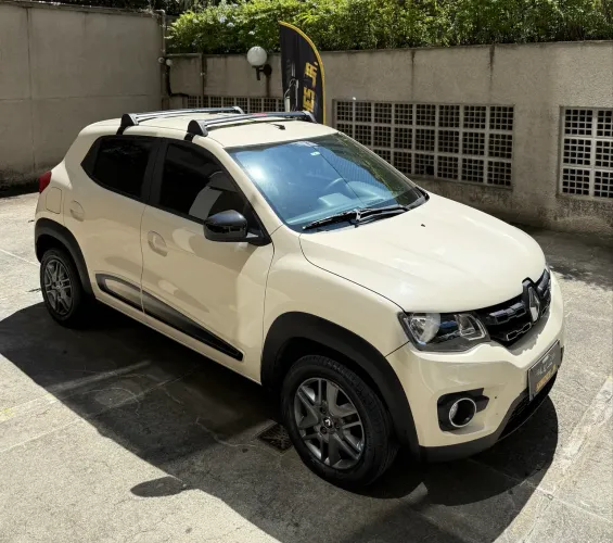 Renault Kwid Intense 1.0 Flex 12V 5P Mec. 2022