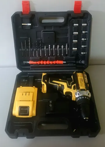 Parafusadeira e Furadeira 21V