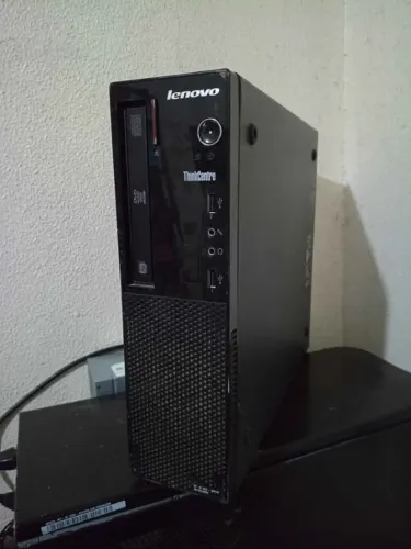 PC Lenovo I5 4460 Memória 8GB HD Sata 500GB
