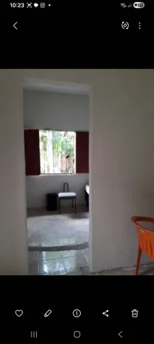 VENDE-SE CASA: RUA DAS VIOLETA/CANTO COM A BL 10 Bairro BRASÍLIA OUTEIRO