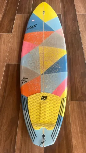 Prancha de Surf 6'0 muito nova