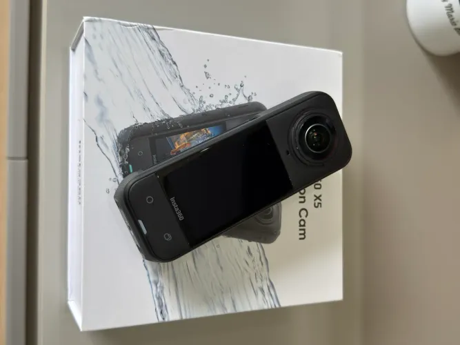 Câmera Insta360 X5 8k usada apenas em uma viagem 