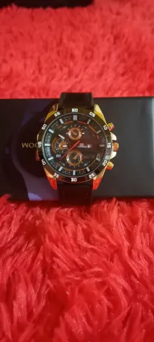 Vendo Relógio Masculino pulseira de couro novo na caixa!!