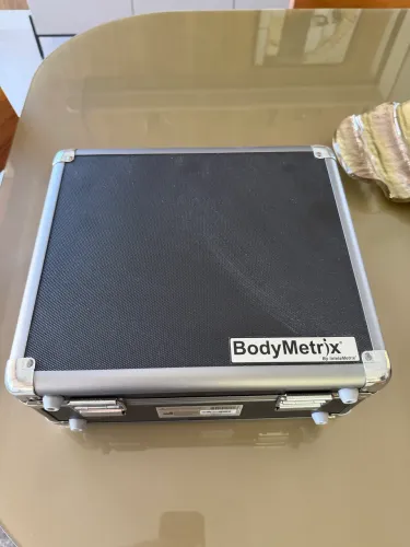 BodyMetrix BX2000 - Ultrassom para Avaliação de Gordura Corporal e Composição Corporal