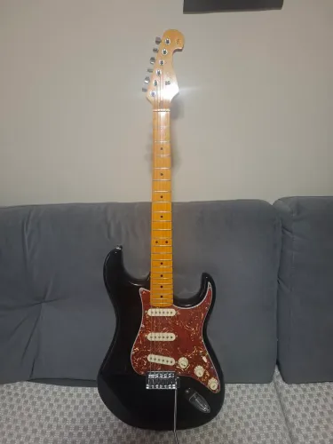 Guitarra Tagima TG-530