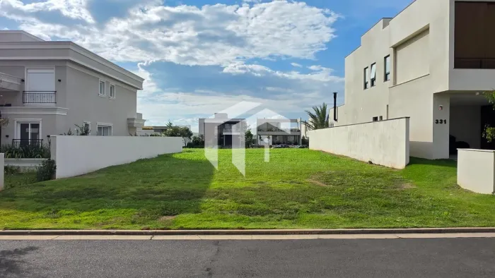 Terreno Plano à Venda no Alphaville Dom Pedro 2 em Campinas, Excelente Localização