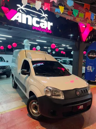 Fiat Fiorino Furgão Work. Hard 1.4 Flex 8V 2P 2021