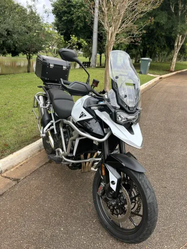 Tiger 900 GT muito nova