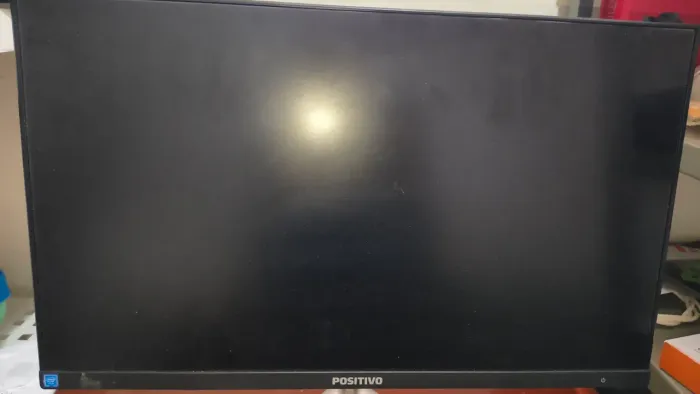 COMPUTADOR ALL IN ONE POSITIVO 