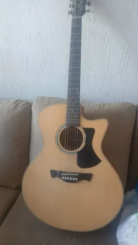 Violão elétrico