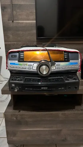 Sony Genezi HCD-ZUX9.