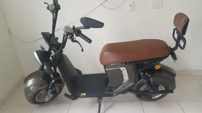 Scooter elétrica