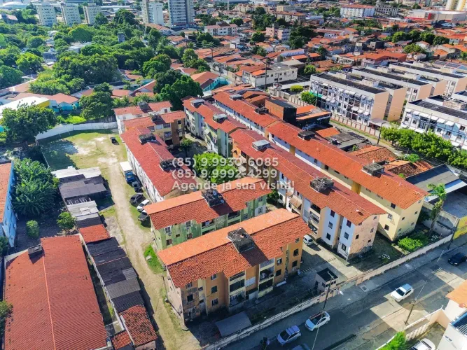 Imóvel para venda tem 76 metros quadrados com 3 quartos em Montese - Fortaleza - CE